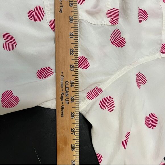 Torrid Cream Blouse with Pink Heart Pattern - Picture 10 of 11